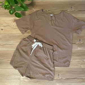 Comfy lounge set 🤎